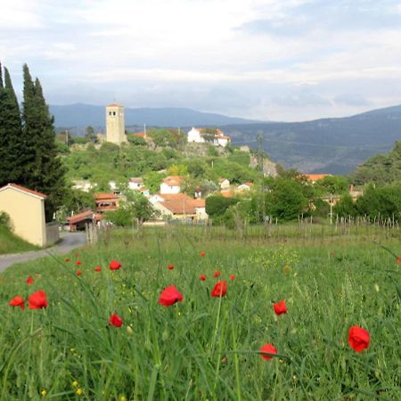 Apartma Qbed Appartement Gračišče Buitenkant foto